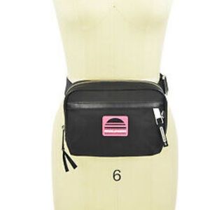 Marc Jacobs Sport Nylon Square Belt Bag Fanny Pack Crossbody Black M0014038